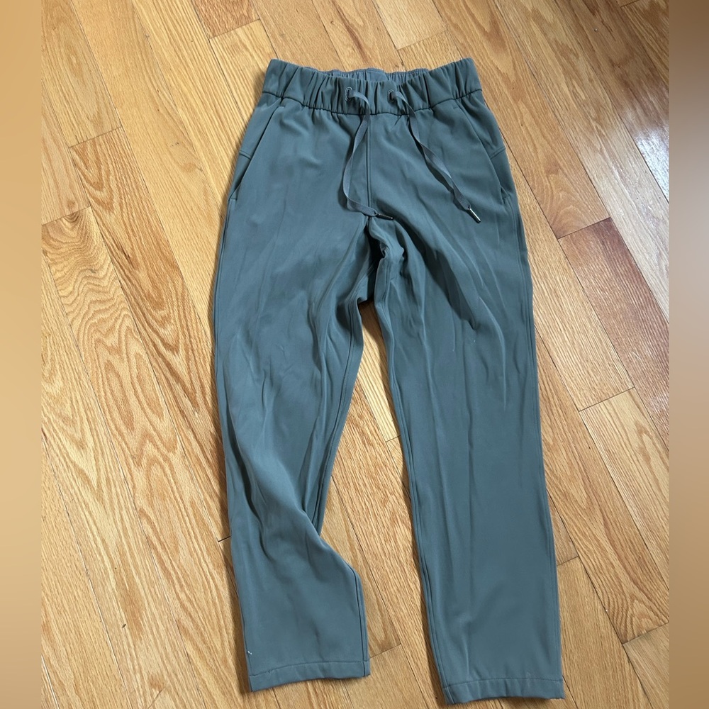 On the fly lululemon pants